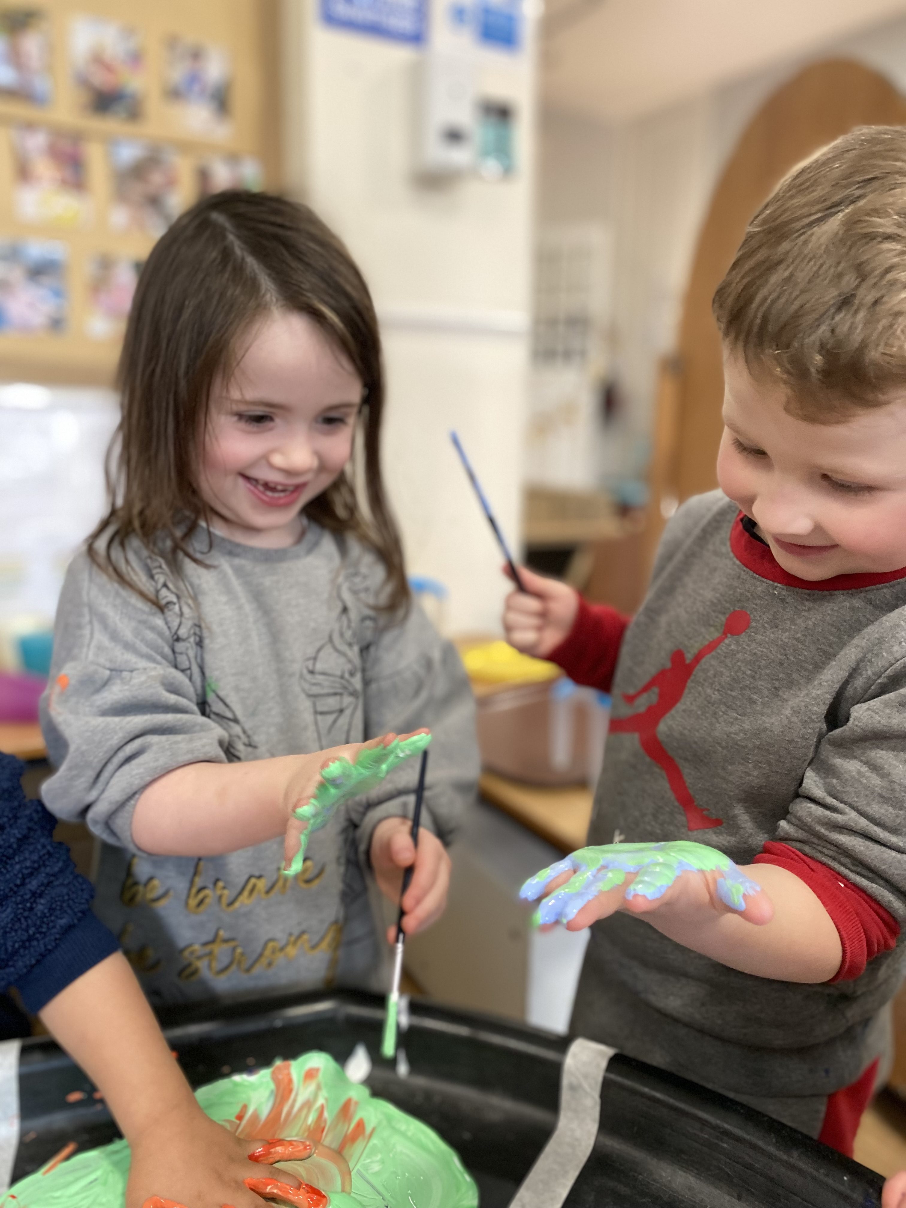 Colour Mixing at Tic Tocs Devon Nurseries